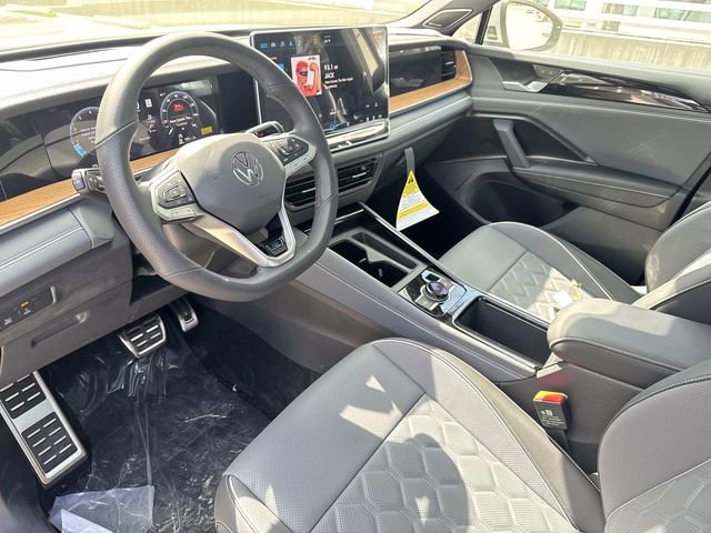 New 2026 Volkswagen Tiguan SEL R-Line image 14