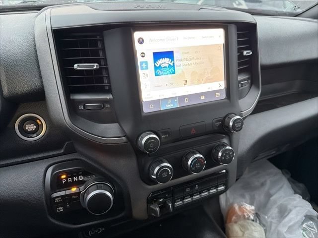 New 2024 RAM 3500 Tradesman AWD/4WD image 10