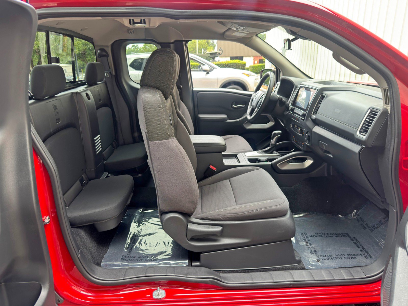 Used 2022 Nissan Frontier SV RWD image 28