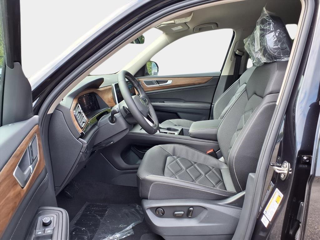 New 2026 Volkswagen Atlas SE image 11