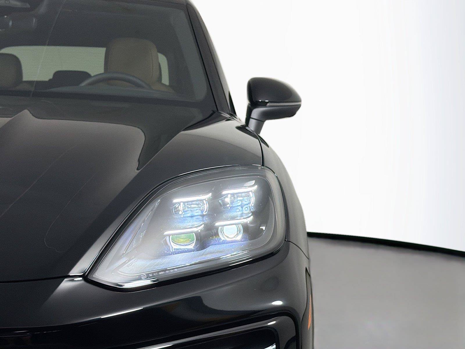 Certified 2026 Porsche Cayenne AWD/4WD image 15
