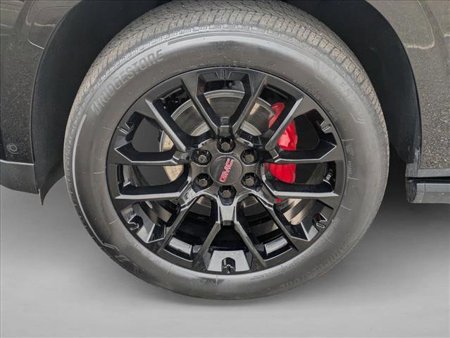 Used 2023 GMC Yukon Denali w/ Advanced Technology Package image 22