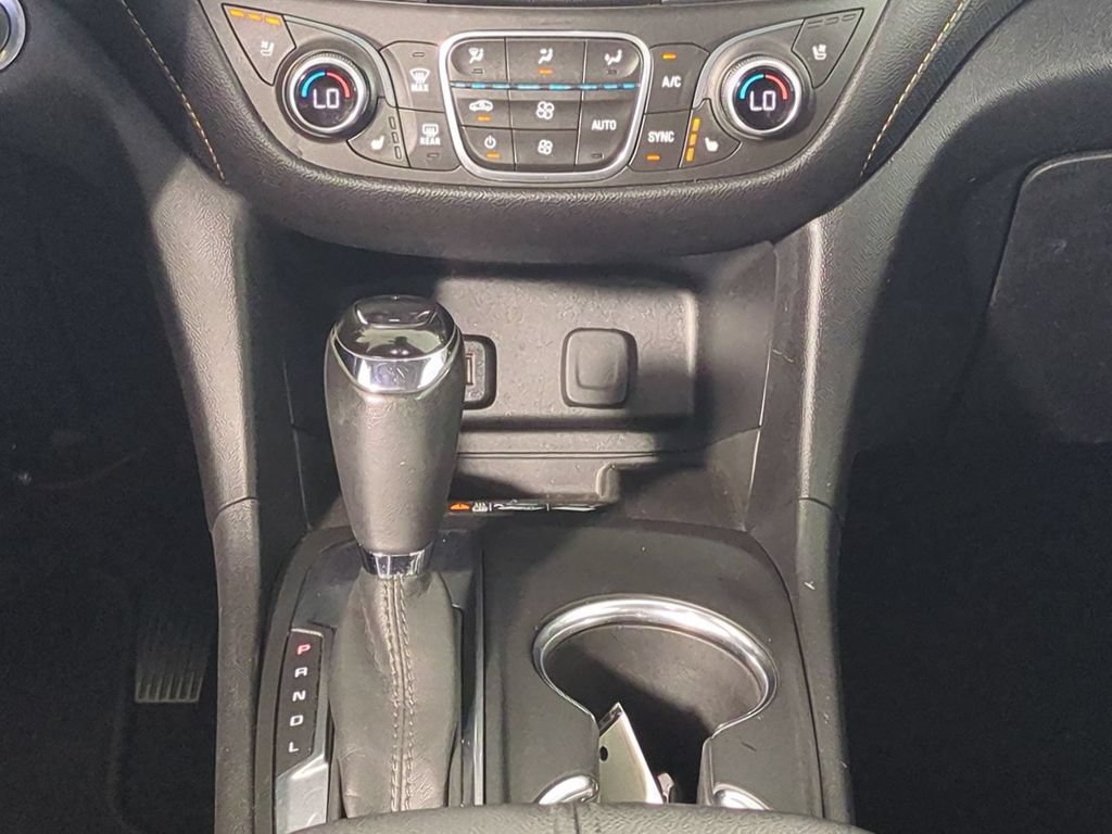 Used 2018 Chevrolet Equinox Premier FWD image 22