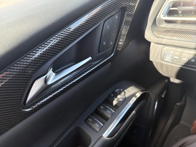 New 2026 Chevrolet Traverse High Country w/ LPO, Floor Liner Package image 15