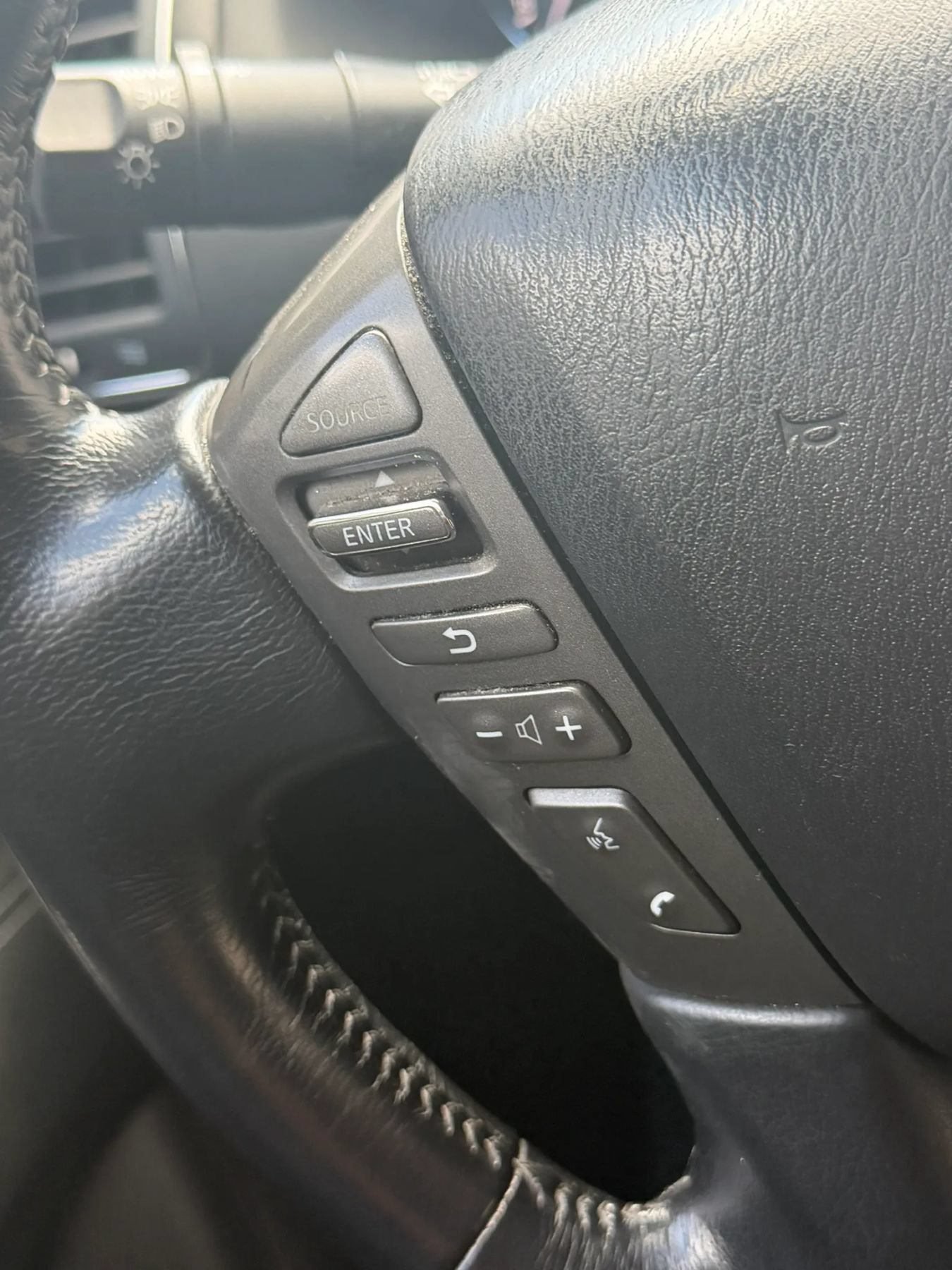 Used 2019 Nissan Armada SV w/ Driver Package RWD image 17