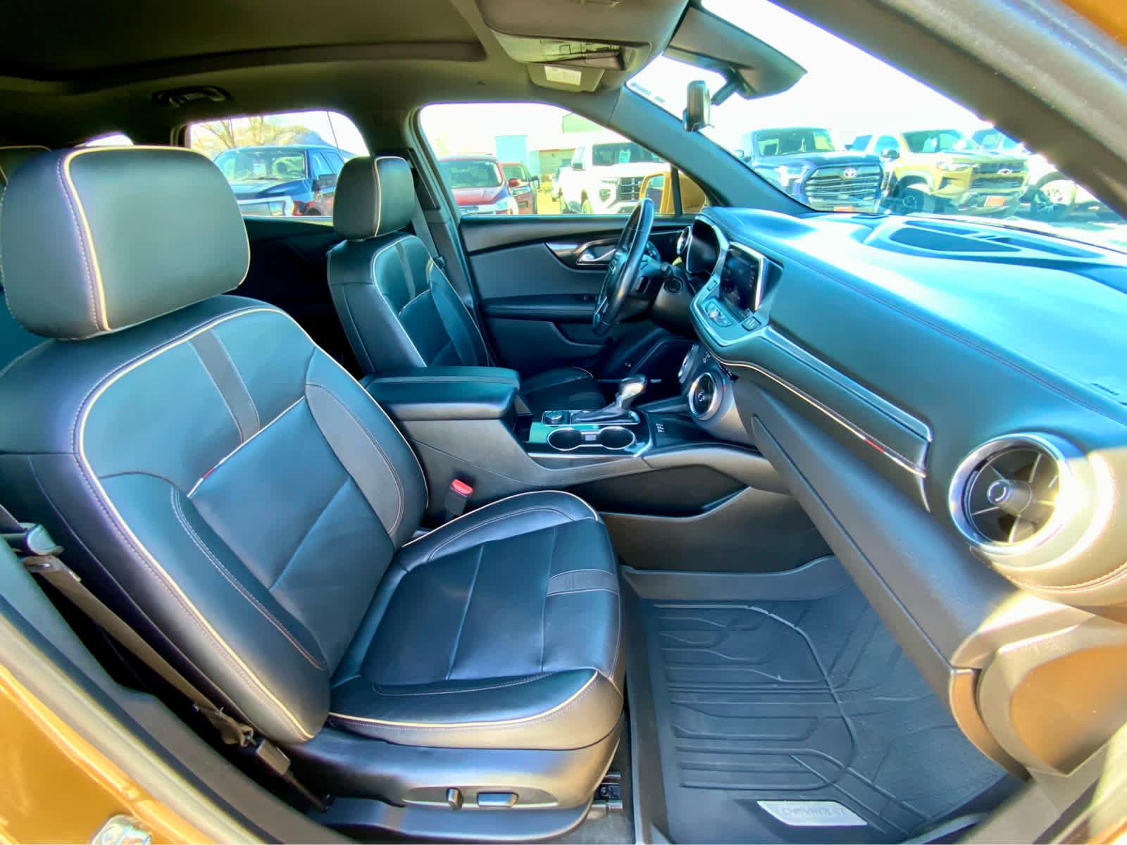 Used 2019 Chevrolet Blazer Premier w/ Sun and Wheels Package image 22