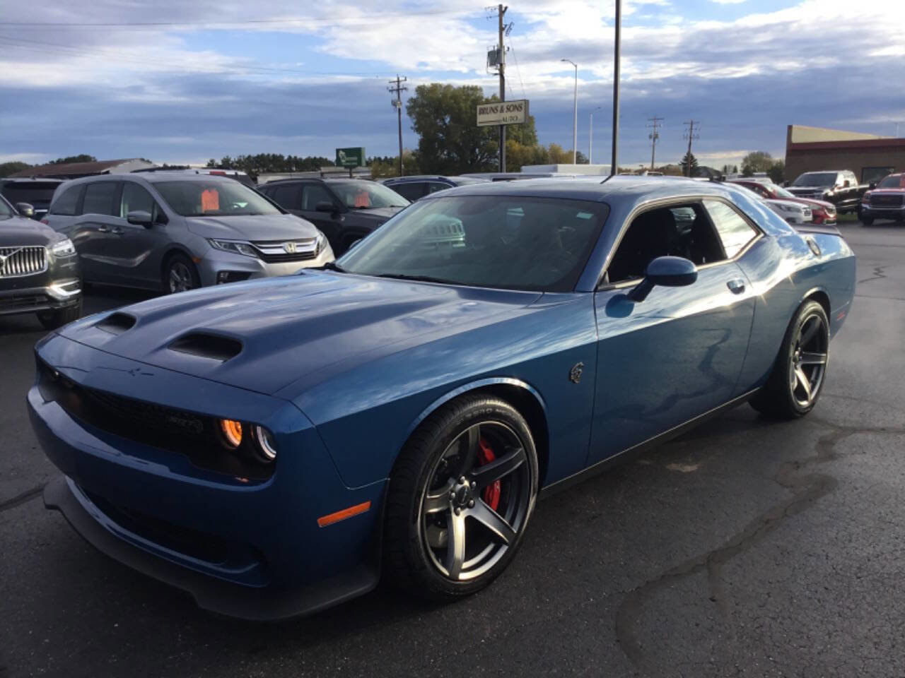 Used 2022 Dodge Challenger SRT Hellcat Redeye image 1