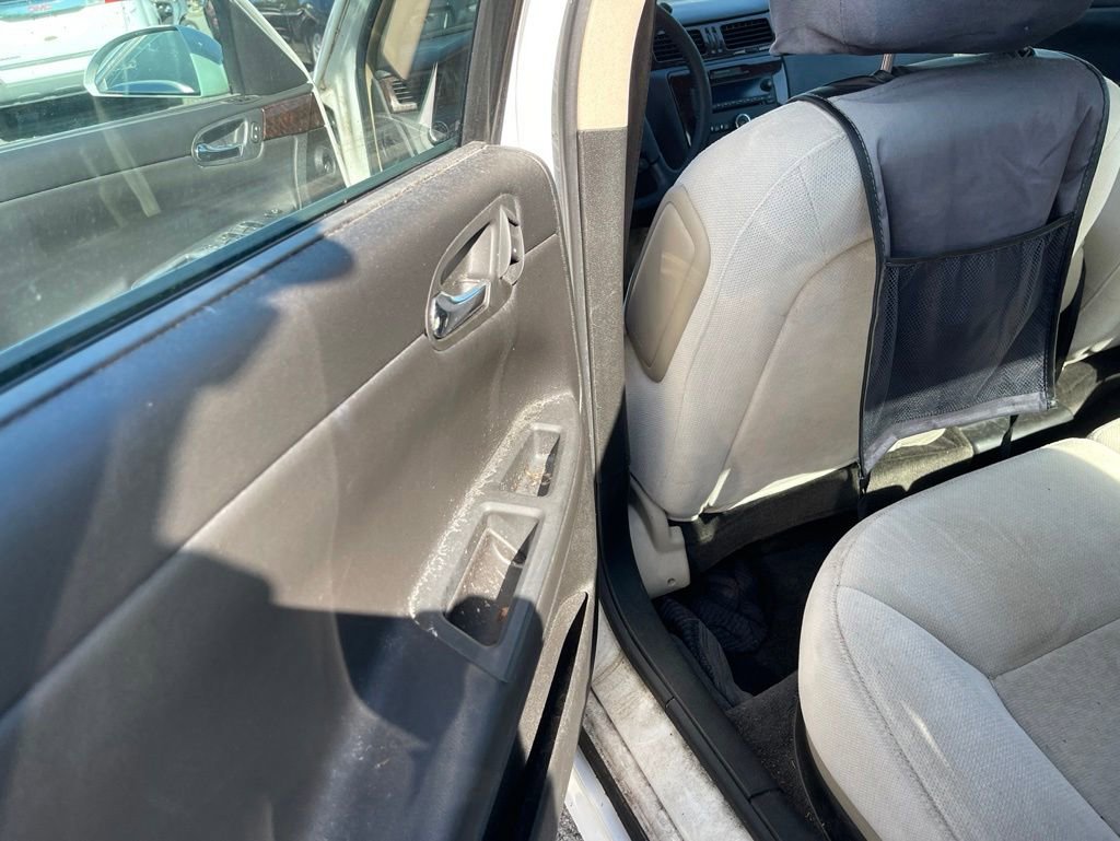 Used 2012 Chevrolet Impala LT FWD image 7