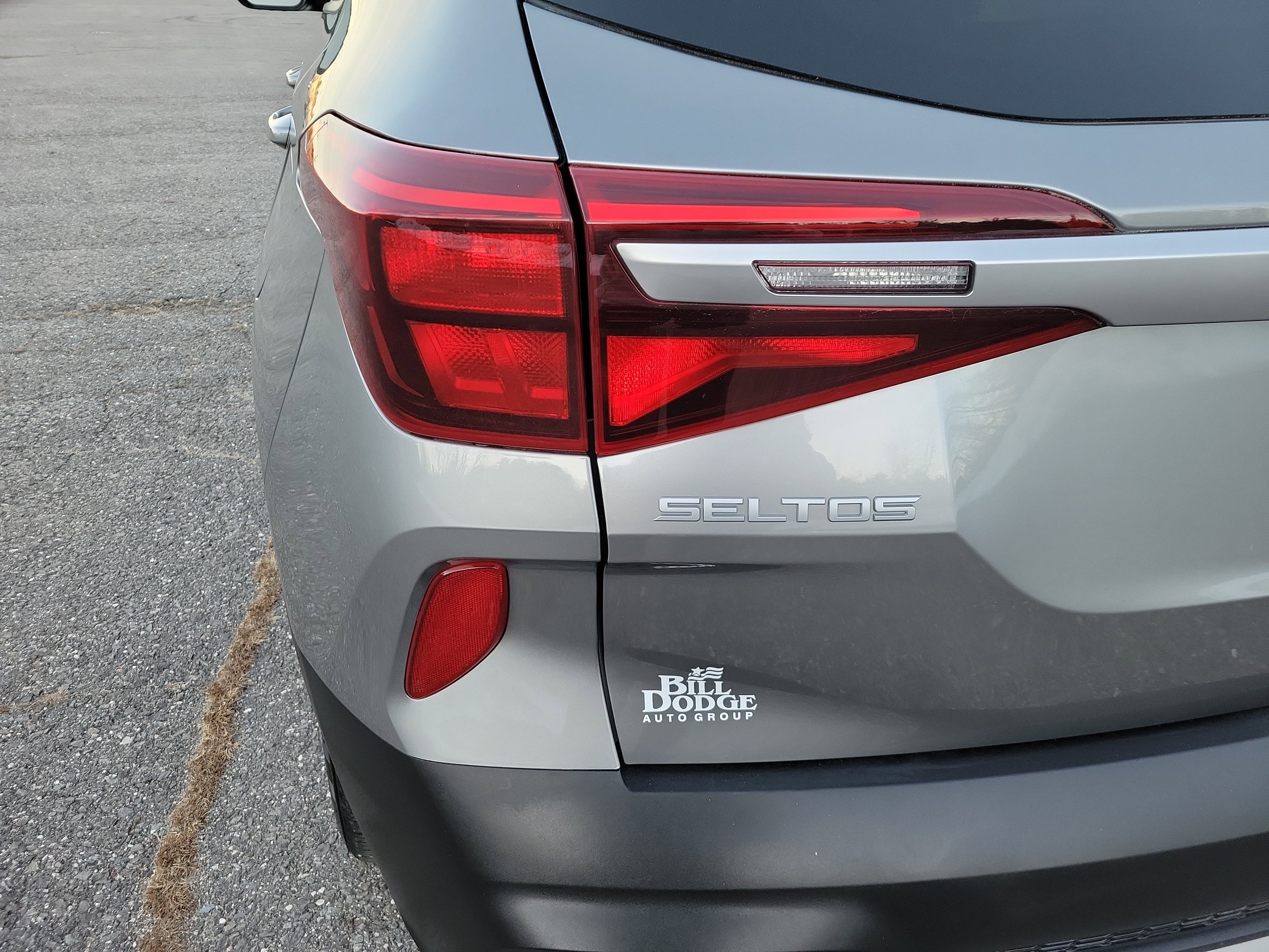 Used 2023 Kia Seltos LX image 11