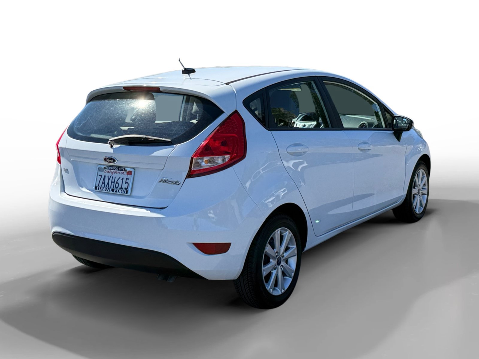 Used 2013 Ford Fiesta SE FWD image 5