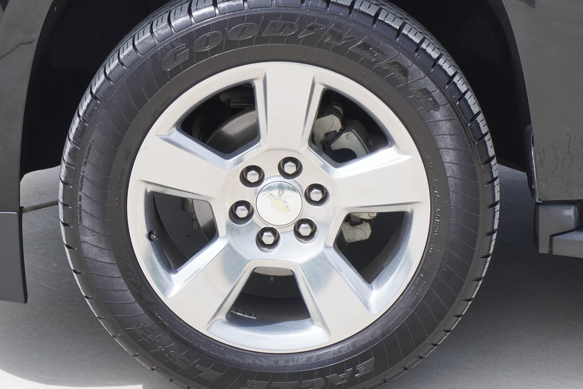Used 2017 Chevrolet Tahoe LT RWD image 4
