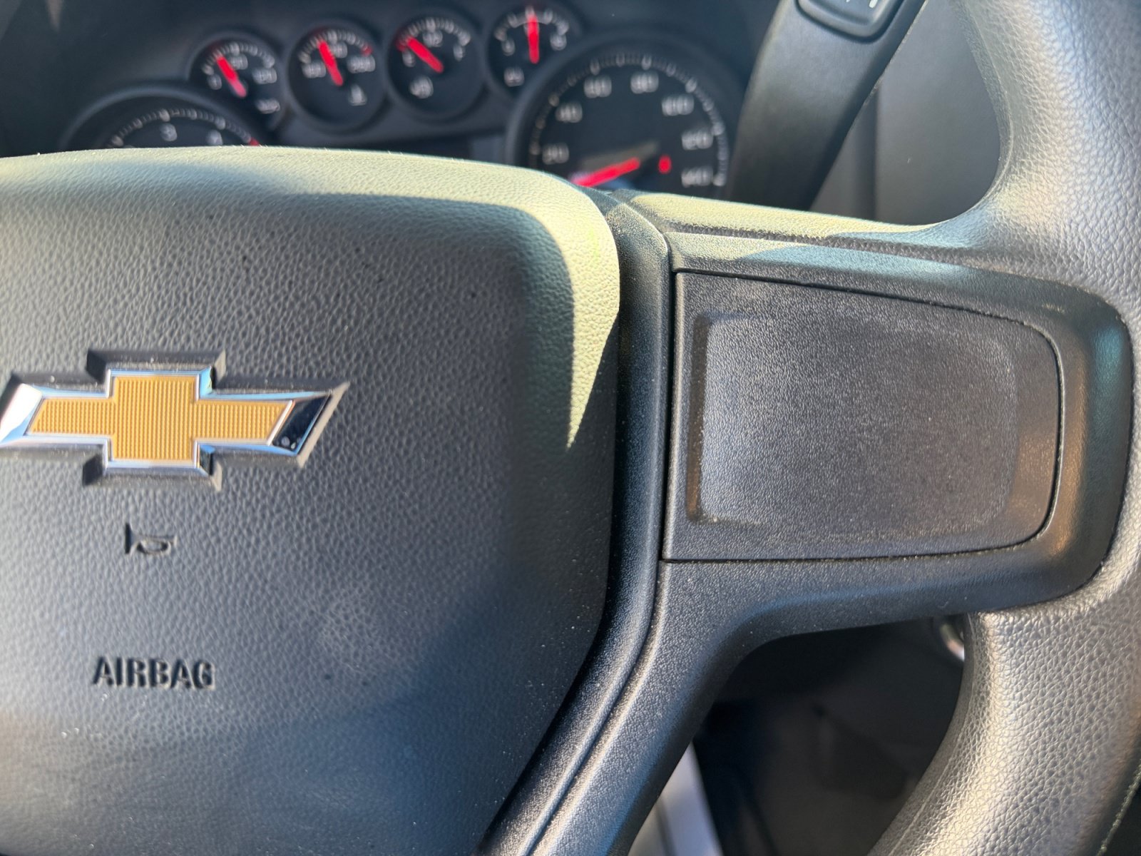 Used 2025 Chevrolet Silverado 2500 Custom w/ Custom Value Package AWD/4WD image 18