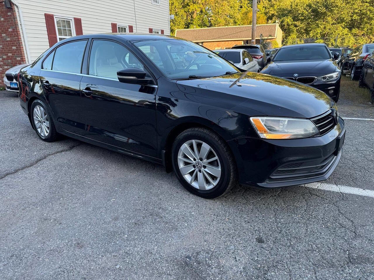 Used 2015 Volkswagen Jetta TDI SE image 3