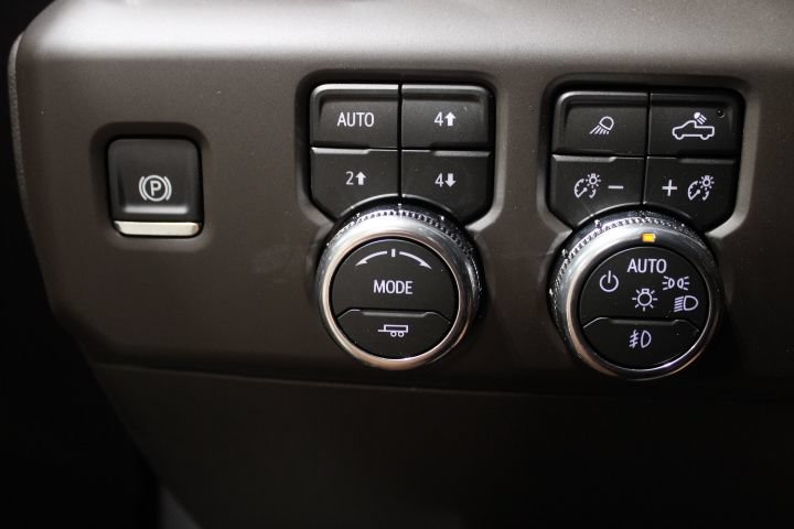 New 2026 GMC Sierra 1500 Denali w/ Denali Reserve Package AWD/4WD image 41
