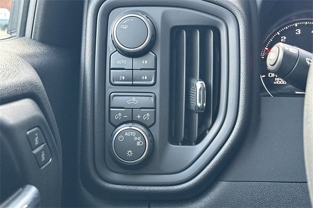 New 2026 Chevrolet Silverado 1500 Custom Trail Boss image 32