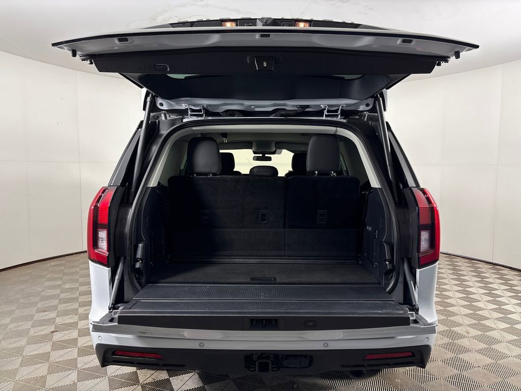 Certified 2025 Ford Expedition Active RWD image 35