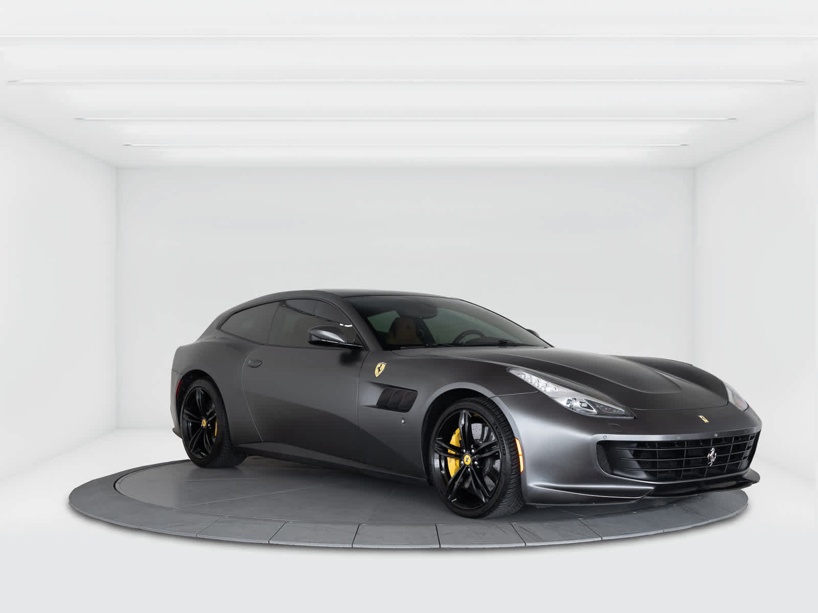 Certified 2018 Ferrari GTC4Lusso AWD/4WD image 7