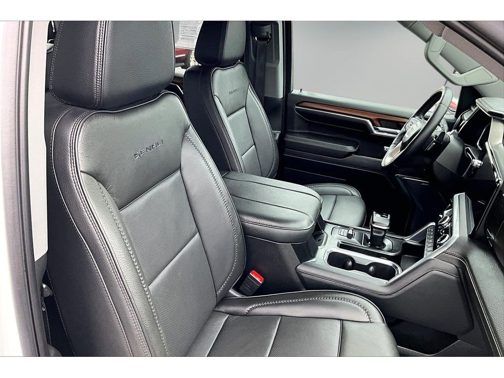 Used 2023 GMC Sierra 1500 Denali w/ Technology Package AWD/4WD image 25