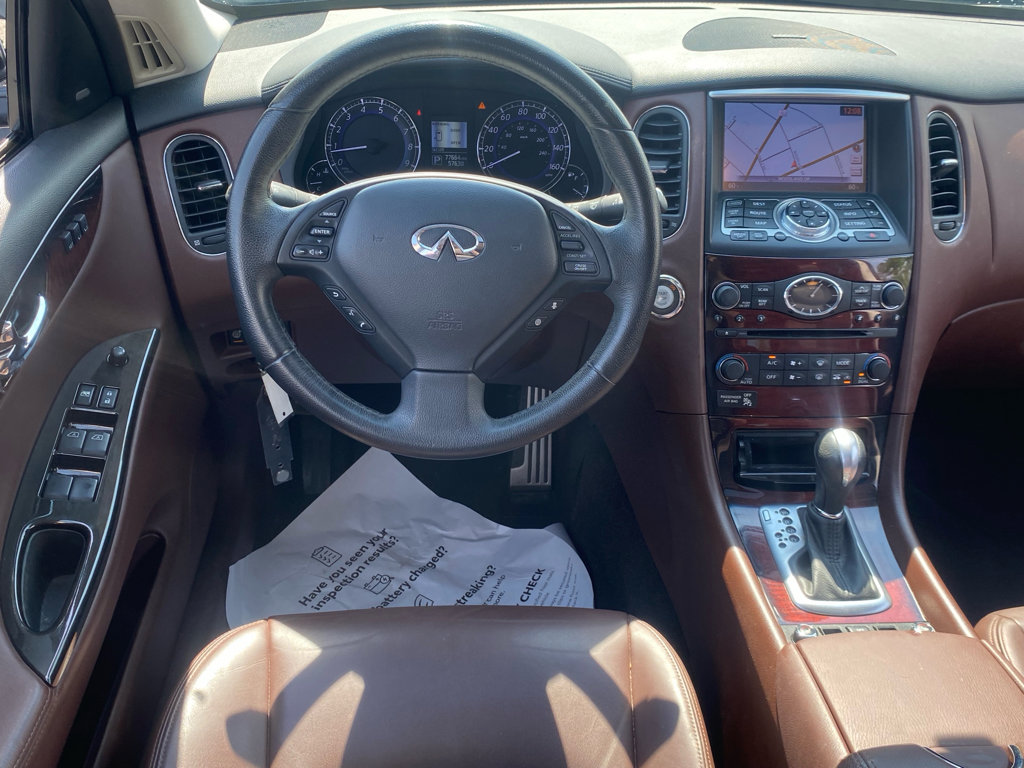 Used 2017 INFINITI QX50 AWD w/ Technology Package image 8