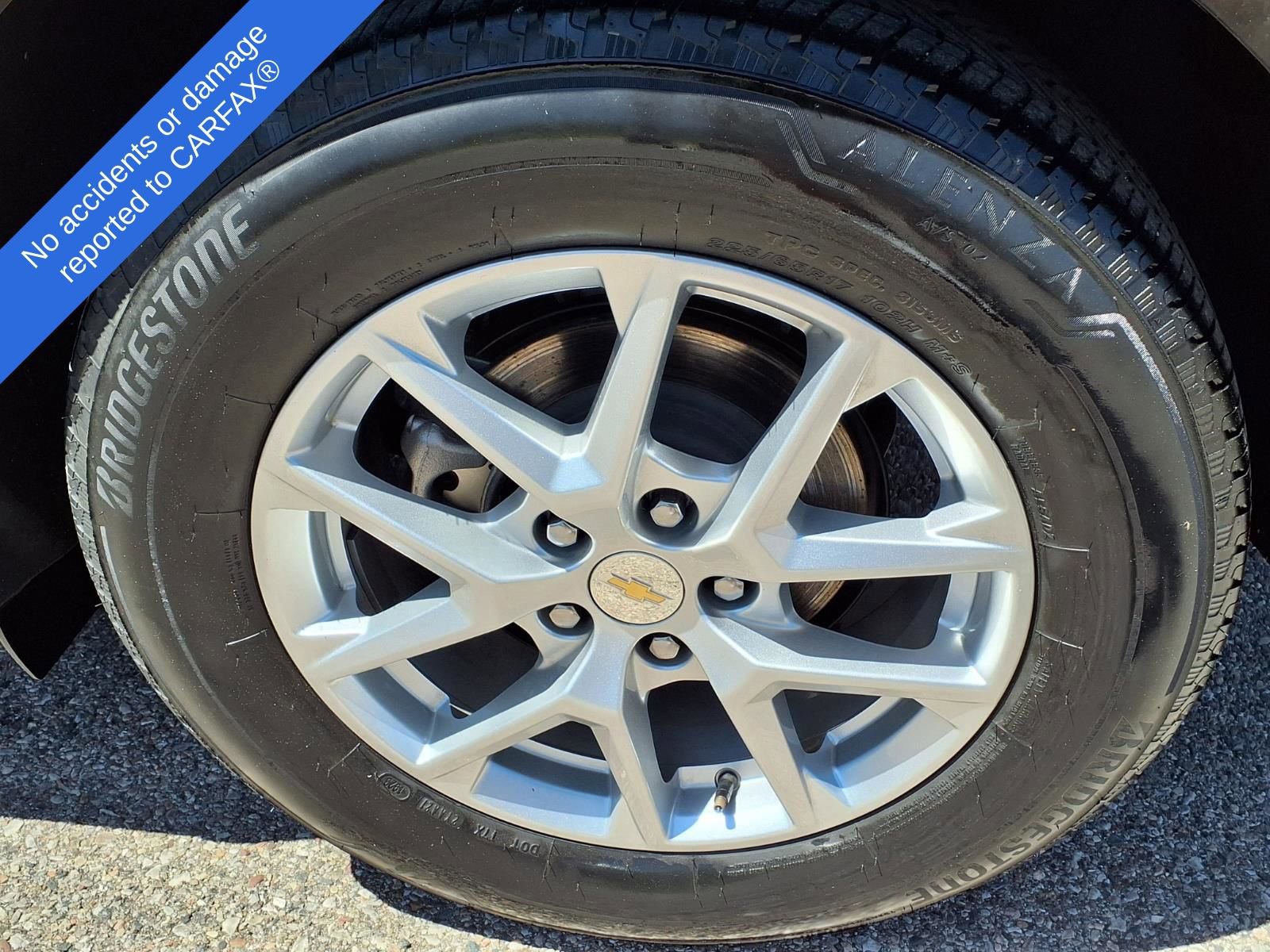 Used 2024 Chevrolet Equinox LT w/ LPO, Floor Liner Package AWD/4WD image 10