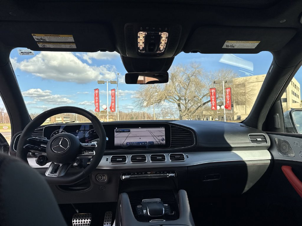 Used 2024 Mercedes-Benz GLE 63 AMG S image 30