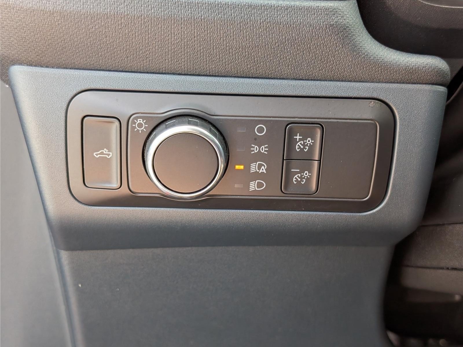Used 2022 Ford Maverick Lariat FWD image 21