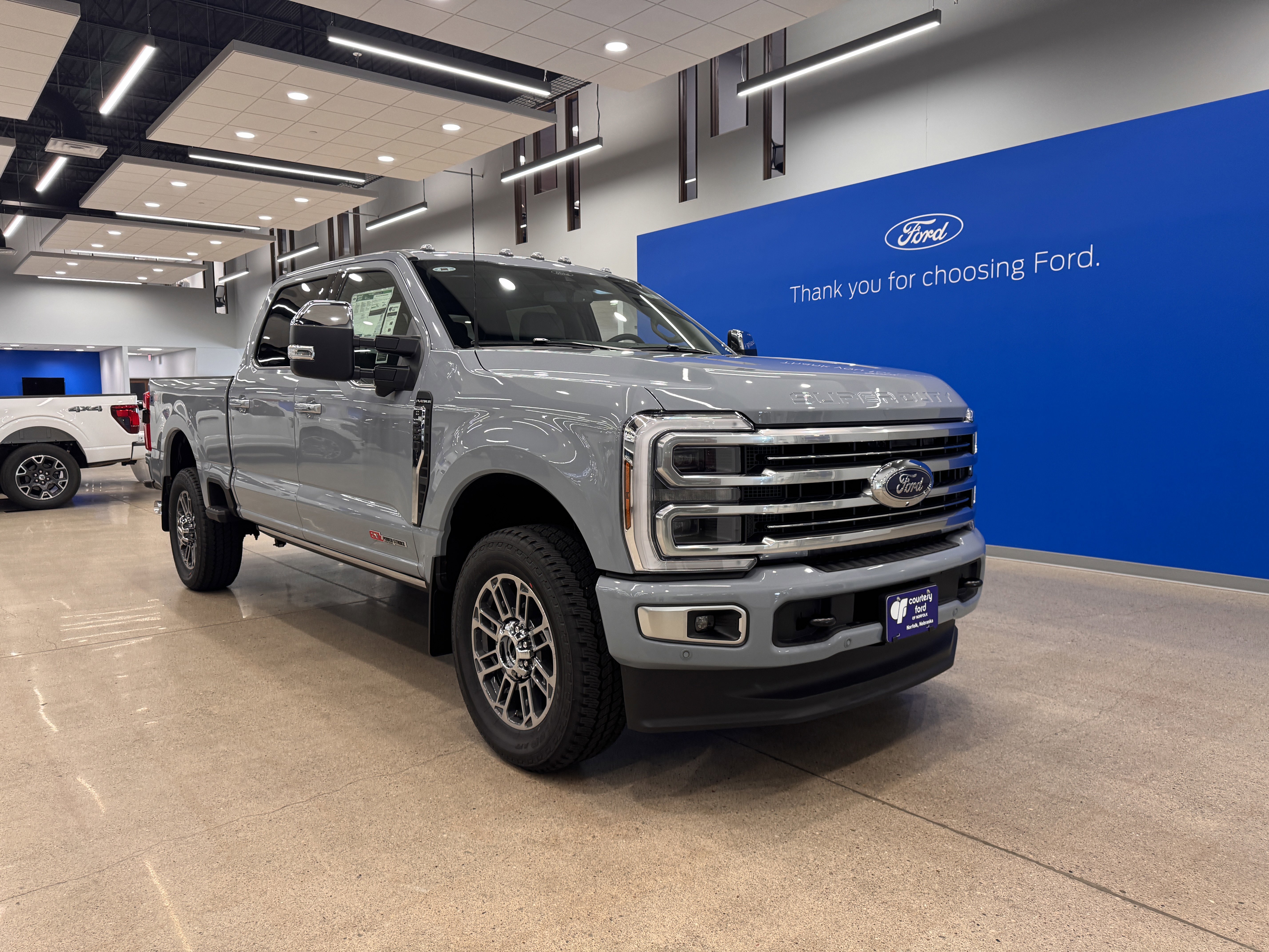 New 2025 Ford F250 Platinum w/ Platinum Plus Package image 2