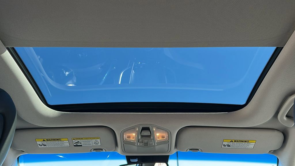 Used 2018 Hyundai Santa Fe Sport w/ 2.0T Ultimate Tech Package 05 image 16