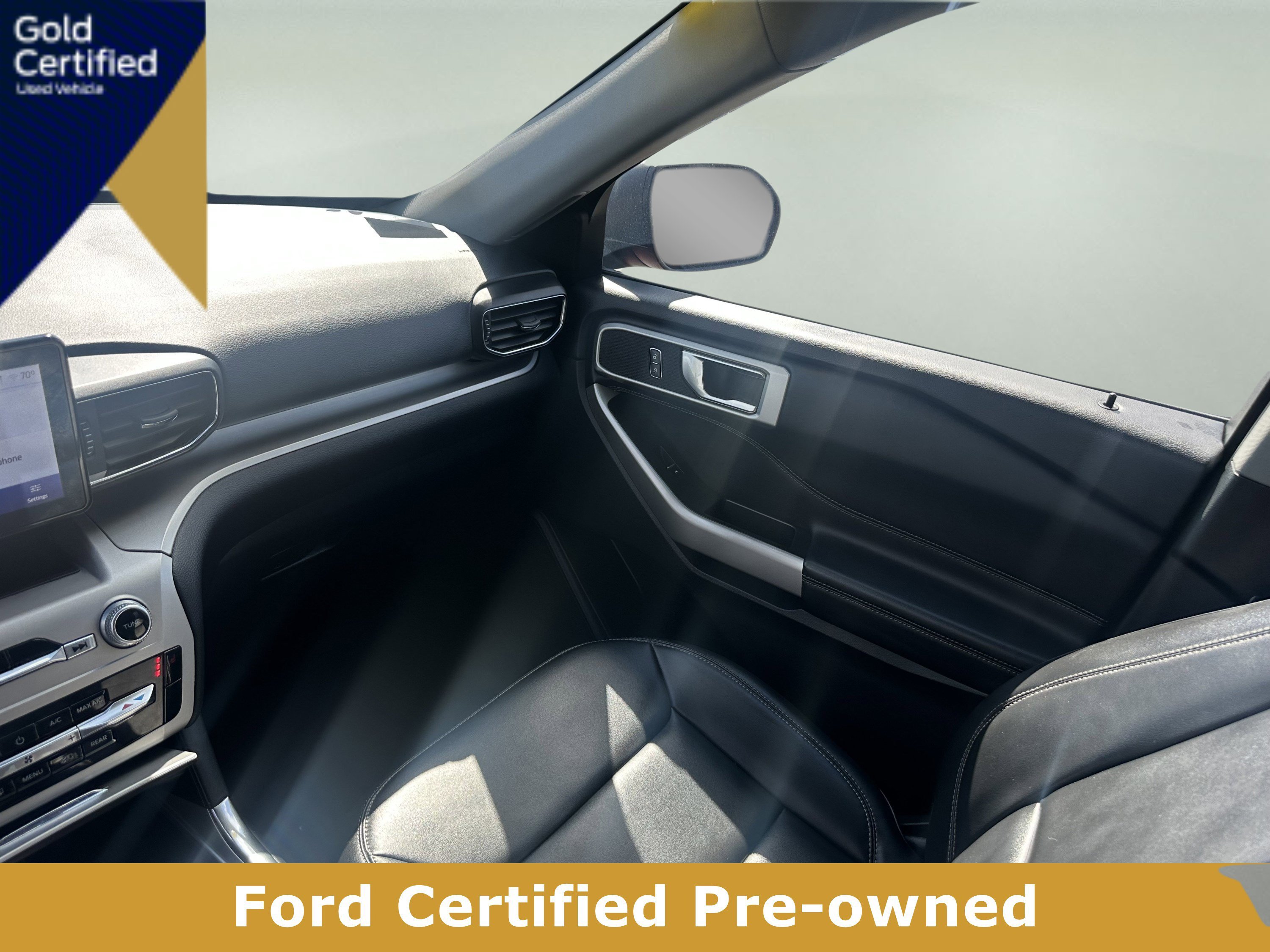 Certified 2023 Ford Explorer XLT w/ Equipment Group 202A AWD/4WD image 17
