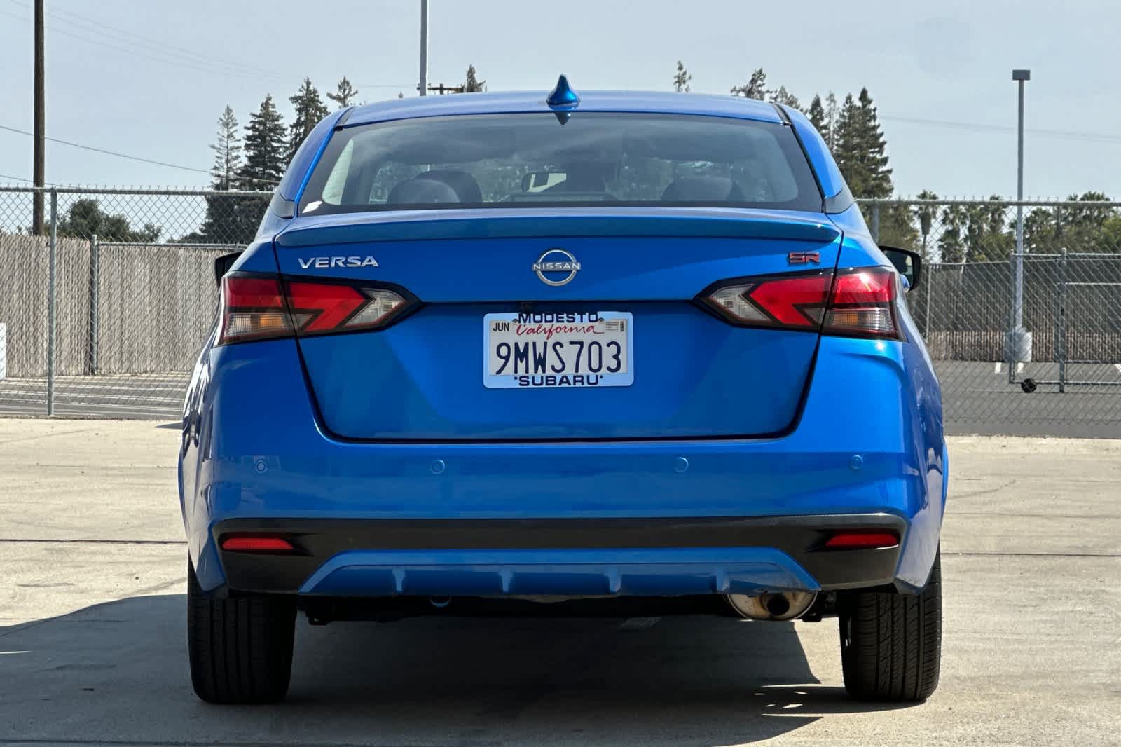 Used 2024 Nissan Versa SR FWD image 4