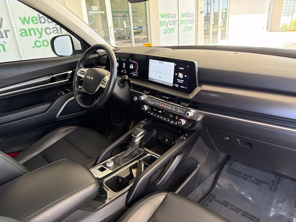 Used 2024 Kia Telluride S FWD image 26