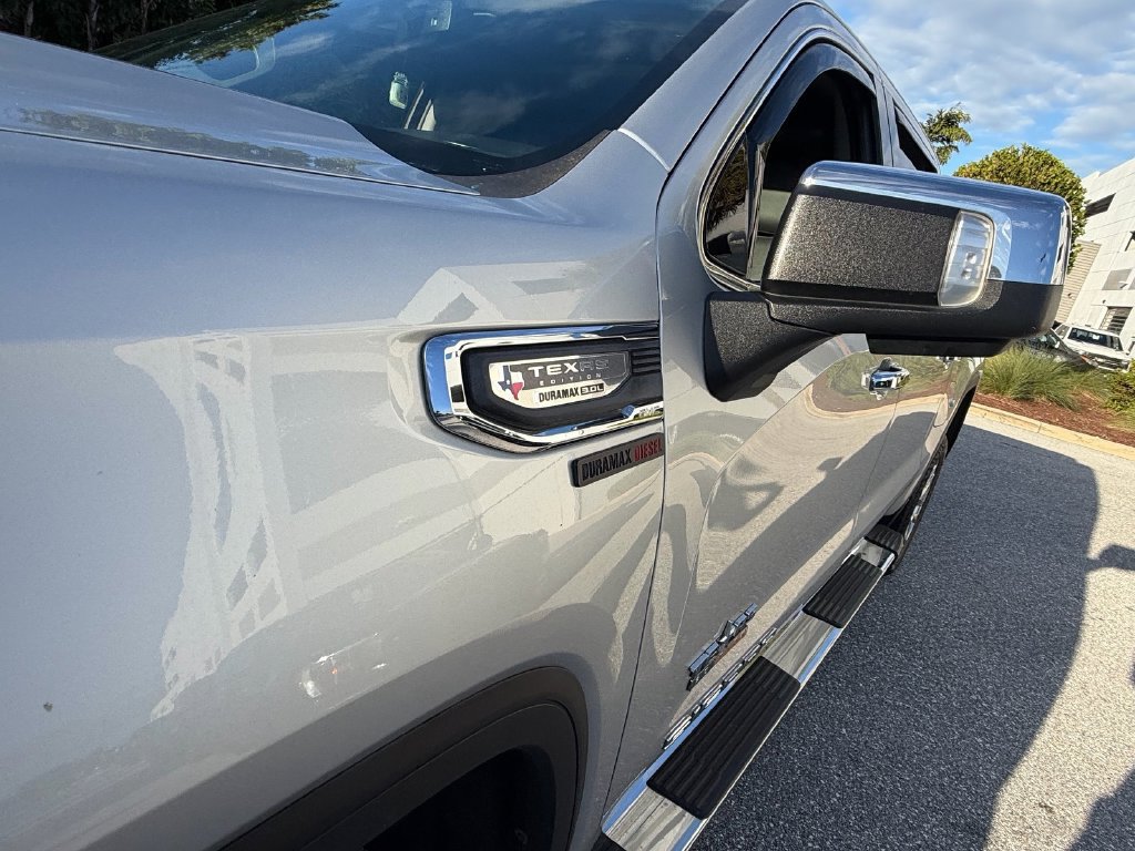 Used 2021 GMC Sierra 1500 SLT RWD image 9