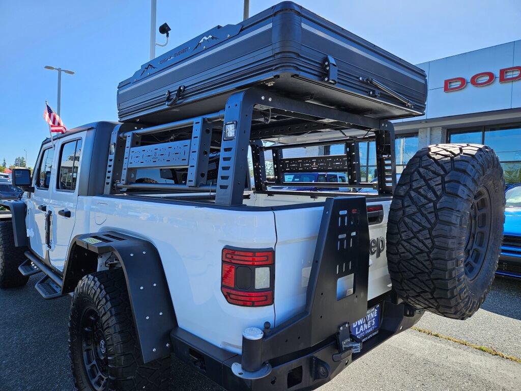 Used 2020 Jeep Gladiator Overland AWD/4WD image 13