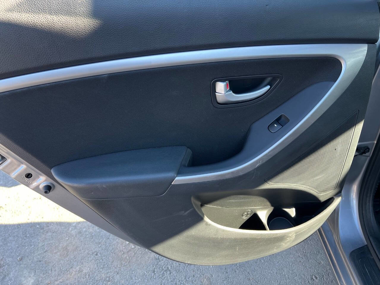 Used 2014 Hyundai Elantra GT image 30
