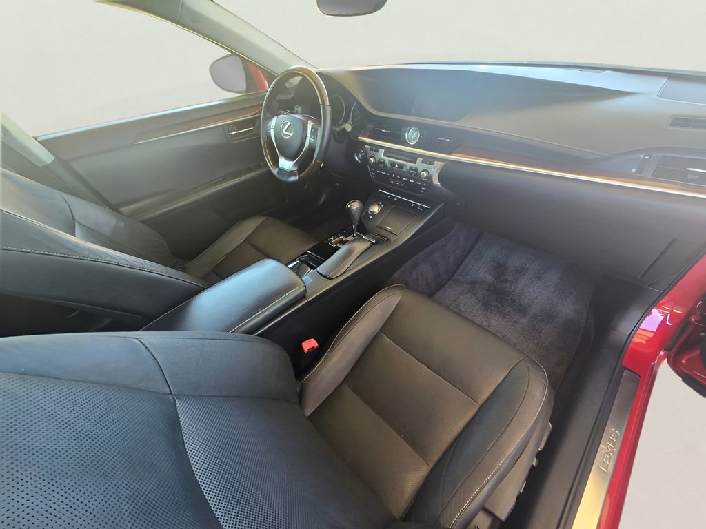 Used 2015 Lexus ES 350 w/ Luxury Package FWD image 20