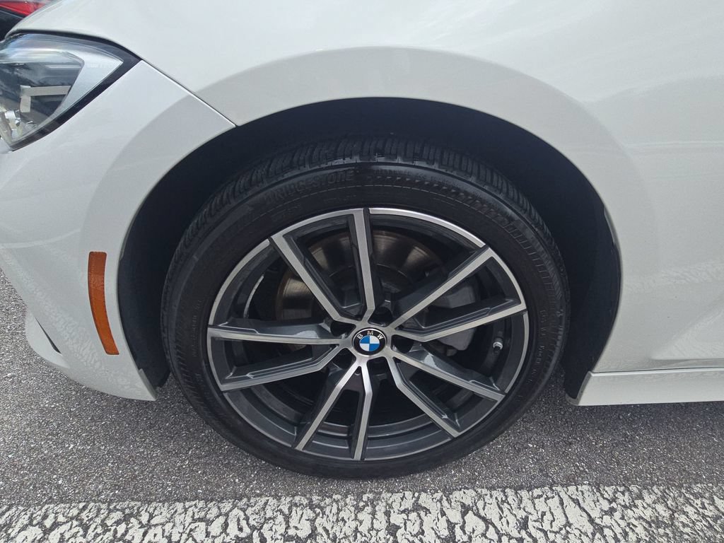 Used 2020 BMW 330i xDrive Sedan w/ Convenience Package AWD/4WD image 25