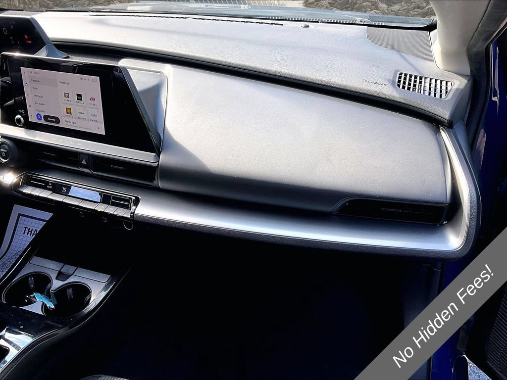Used 2023 Toyota Prius LE FWD image 11