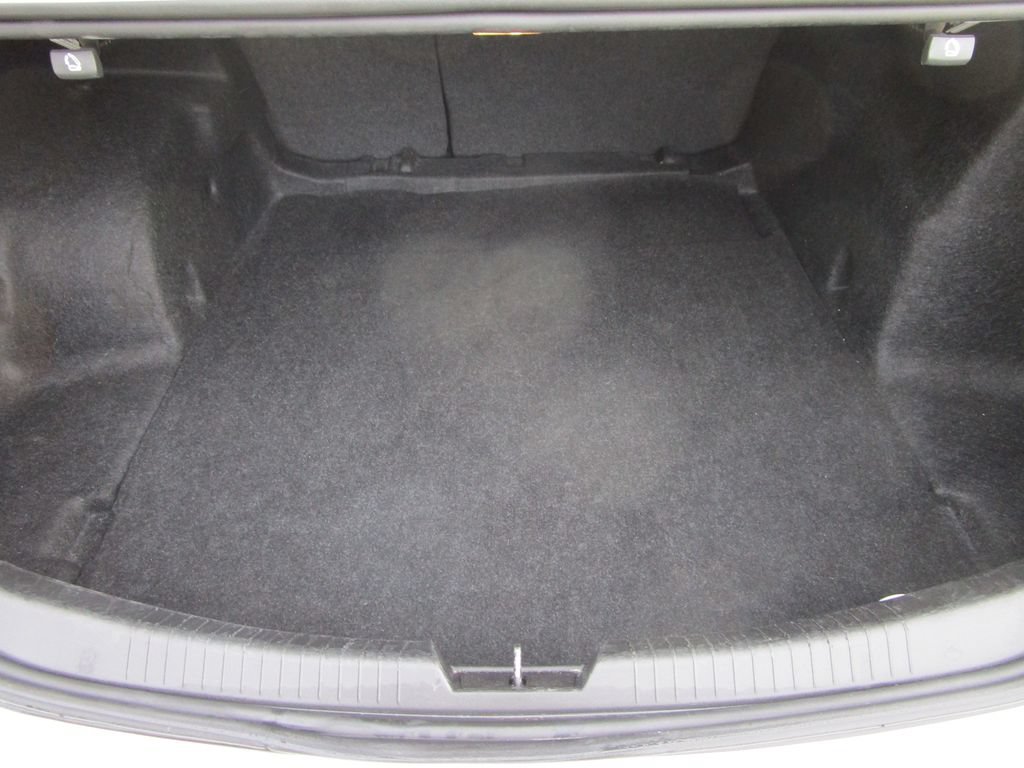 Used 2024 Chevrolet Malibu LS FWD image 13