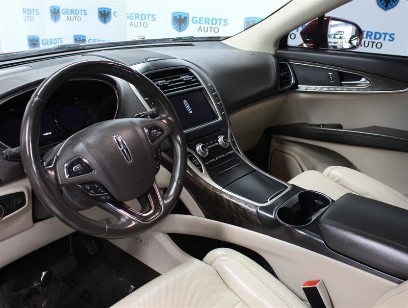 Used 2016 Lincoln MKX Reserve w/ Technology Package image 7