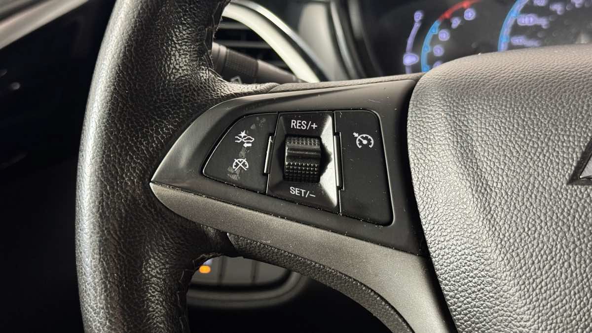 Used 2020 Chevrolet Spark LT w/ Driver Confidence Package FWD image 18