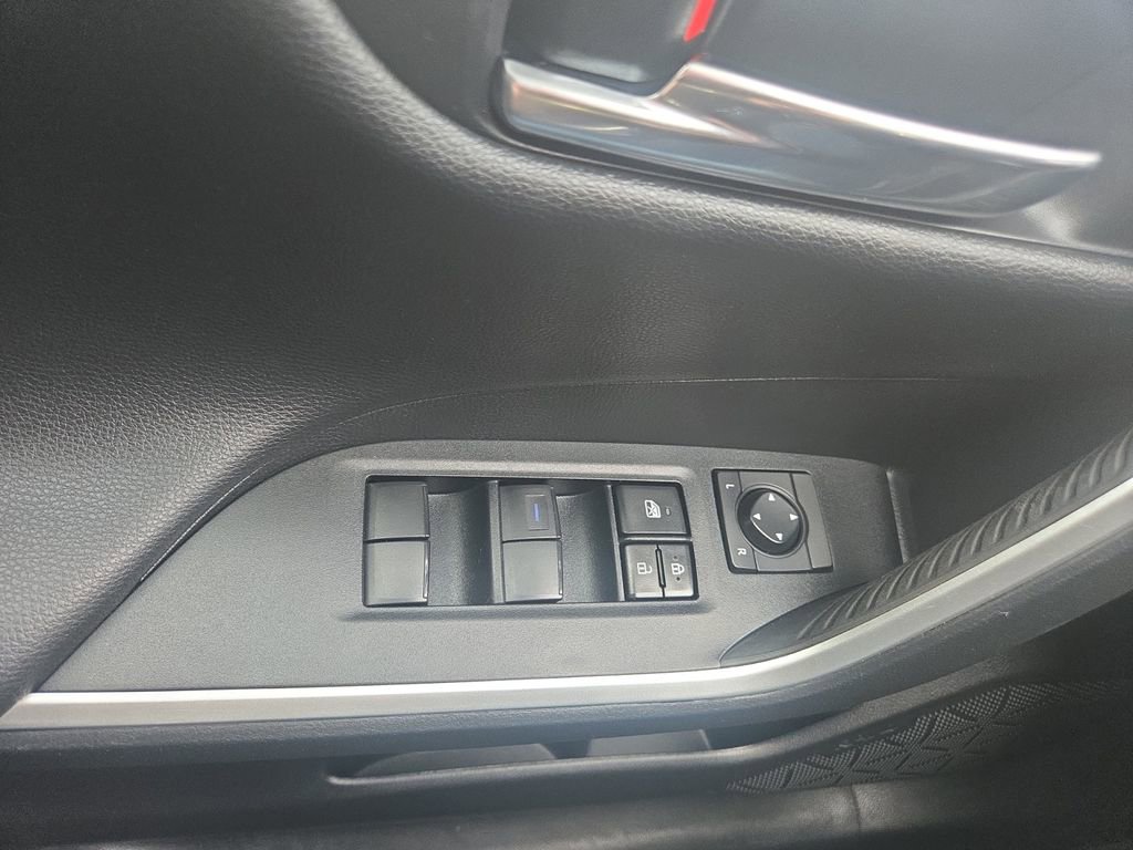 Used 2020 Toyota RAV4 TRD Off-Road image 28