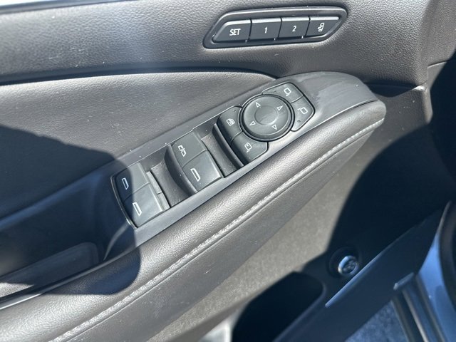 Certified 2021 Buick Enclave Avenir w/ Avenir Technology Package image 9