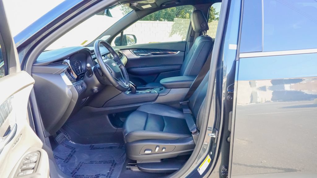 Used 2020 Cadillac XT6 Premium Luxury FWD image 13