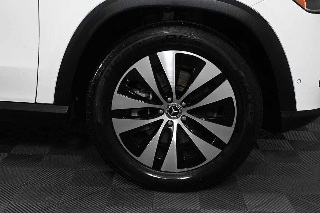 Certified 2025 Mercedes-Benz GLE 350 4MATIC image 37