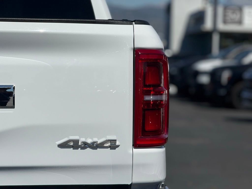 Used 2025 RAM 1500 Limited w/ Trailer Tow Group AWD/4WD image 10