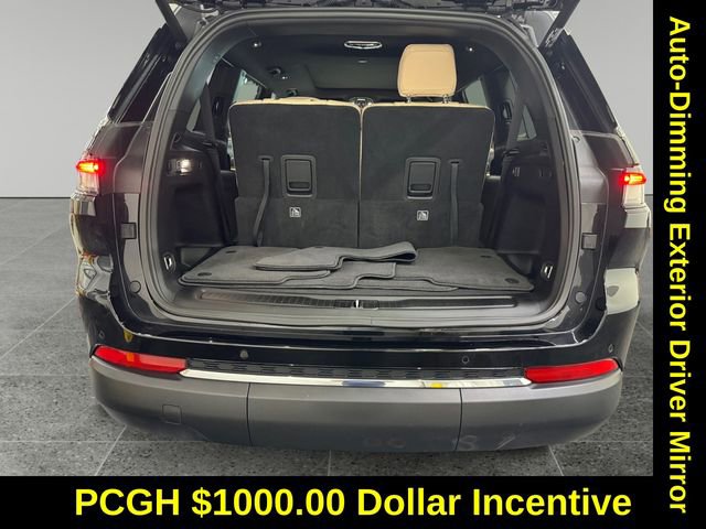 Used 2024 Jeep Grand Cherokee L Limited w/ Luxury Tech Group II image 13