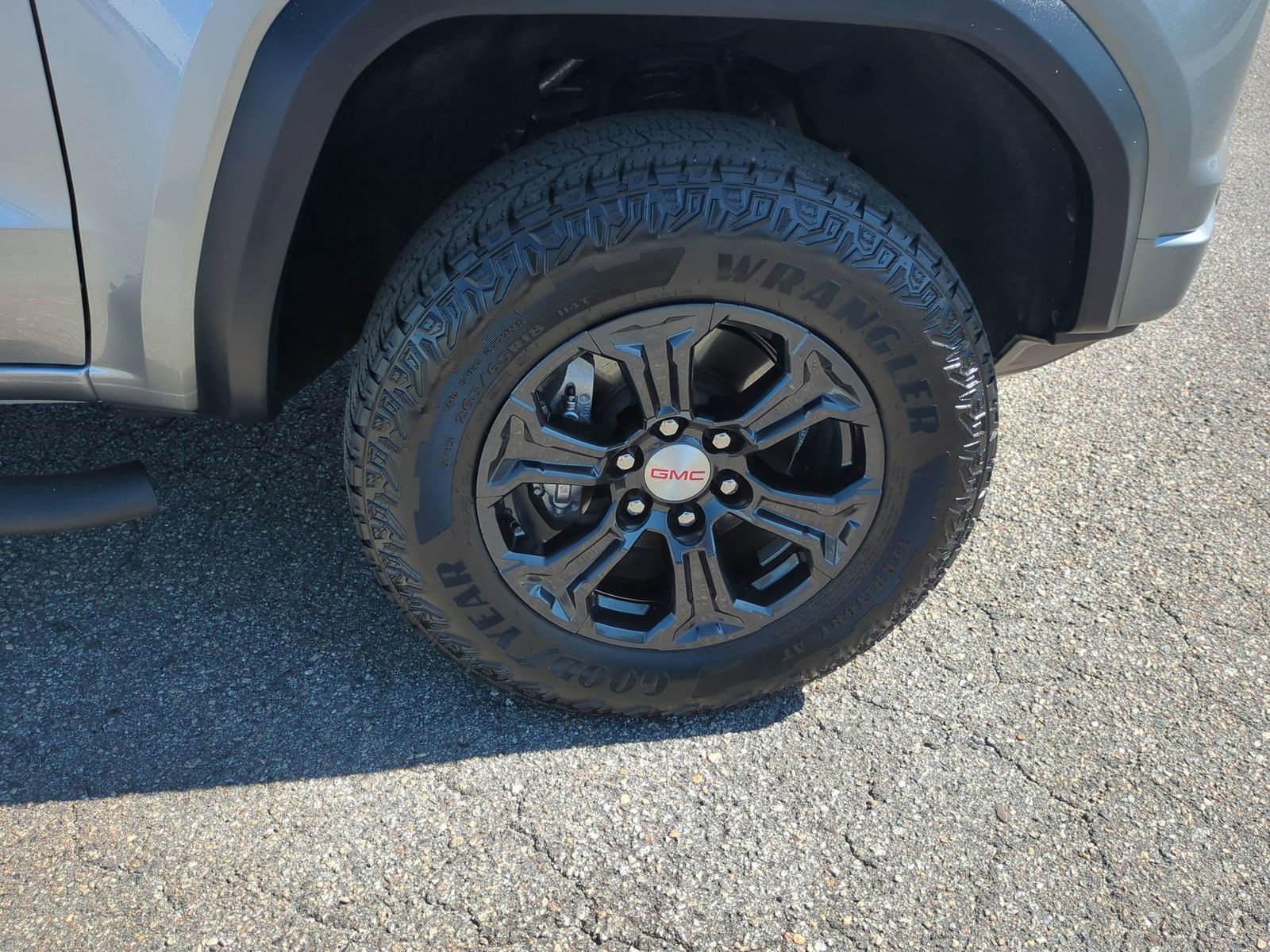 Certified 2023 GMC Canyon Elevation w/ Convenience Package image 34