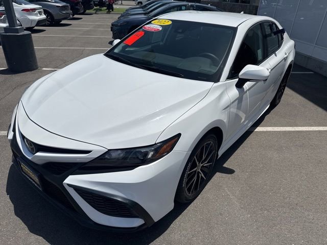 Certified 2022 Toyota Camry SE FWD image 17