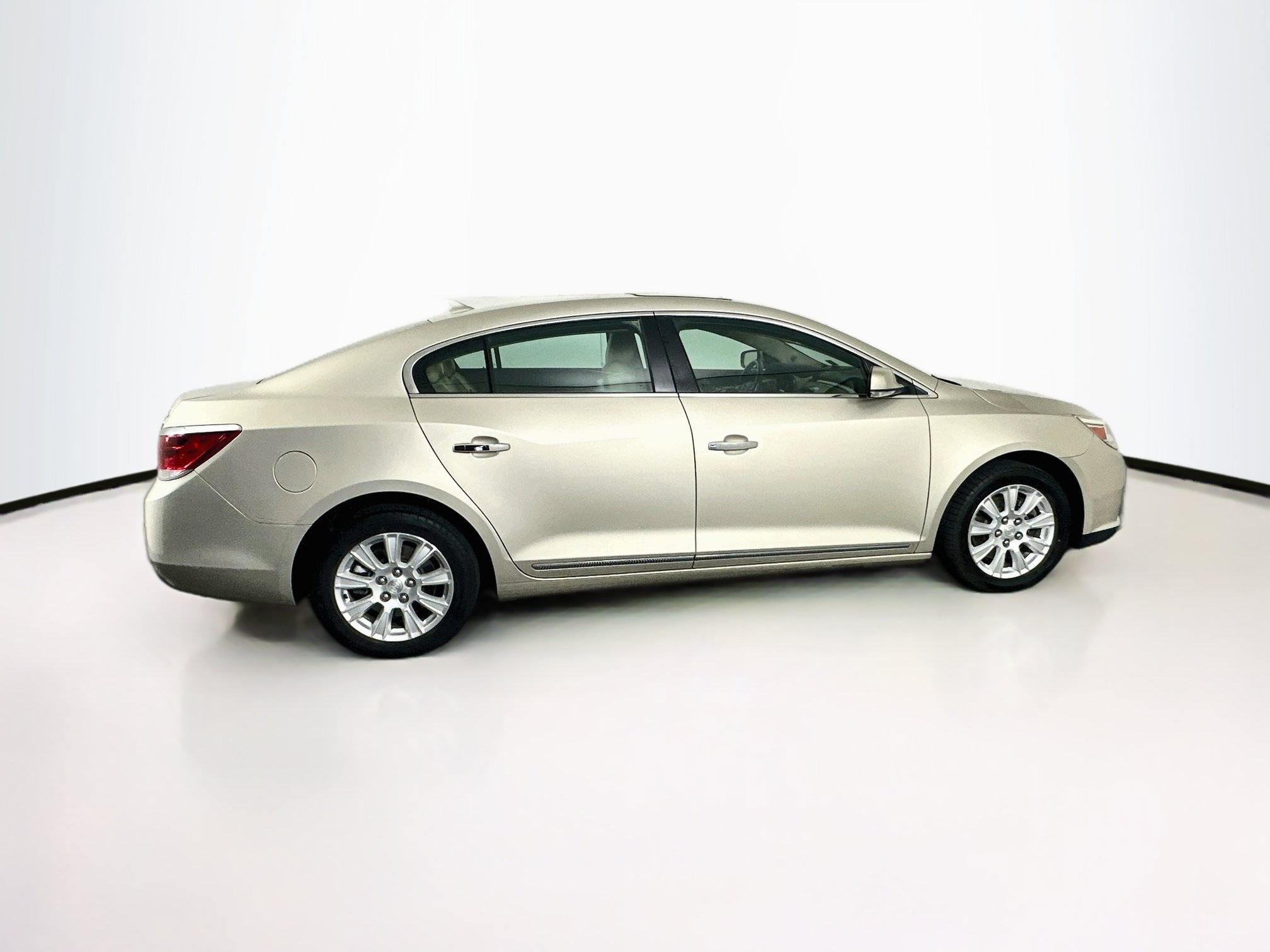 Used 2013 Buick LaCrosse Leather w/ Driver Confidence Package FWD image 10