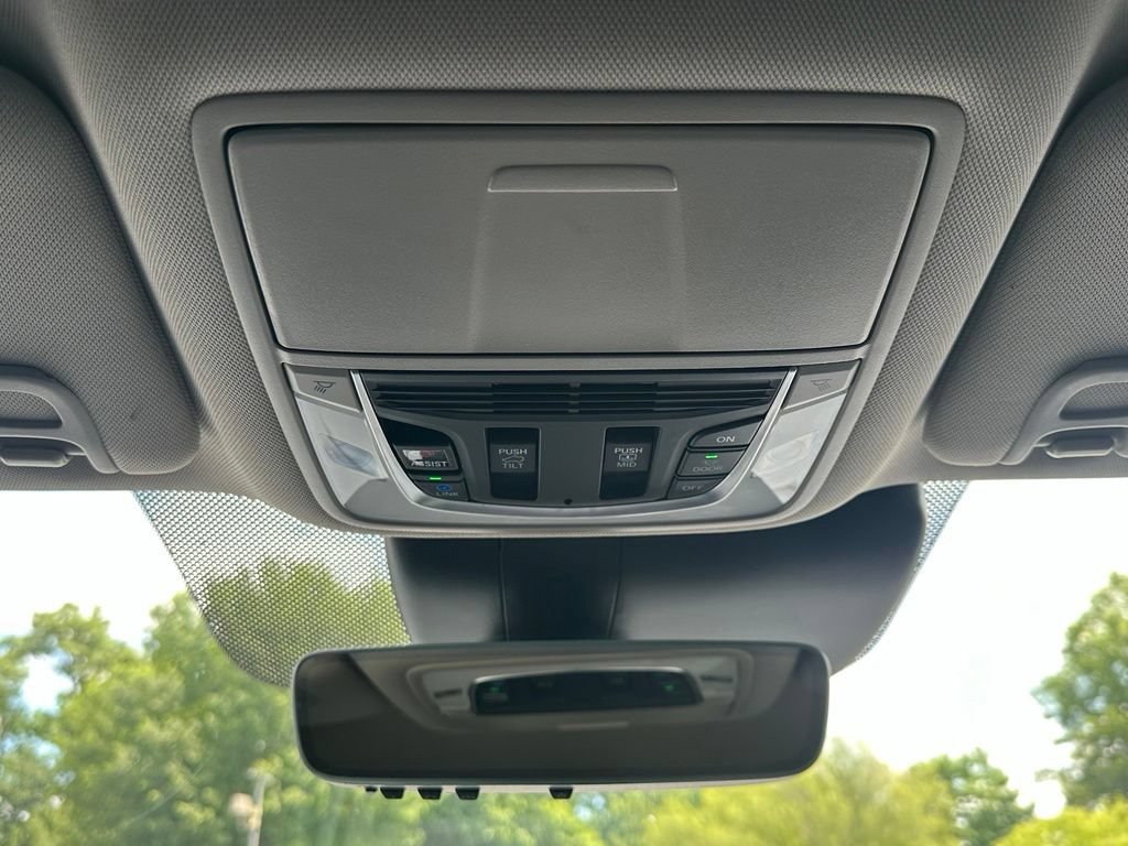 Used 2023 Acura RDX FWD w/ Technology Package image 18
